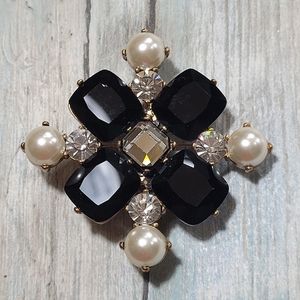 Black and White Rhinestones Brooch/Pendant